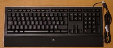 Logitech K740 (frankofonní lokalizace)