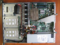Fujitsu-Siemens Primergy RX100 S5, obrázek 2