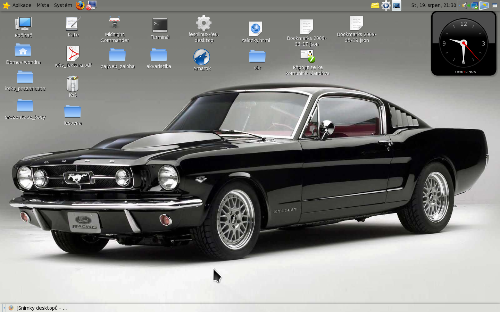 Muj aktualni desktopek..